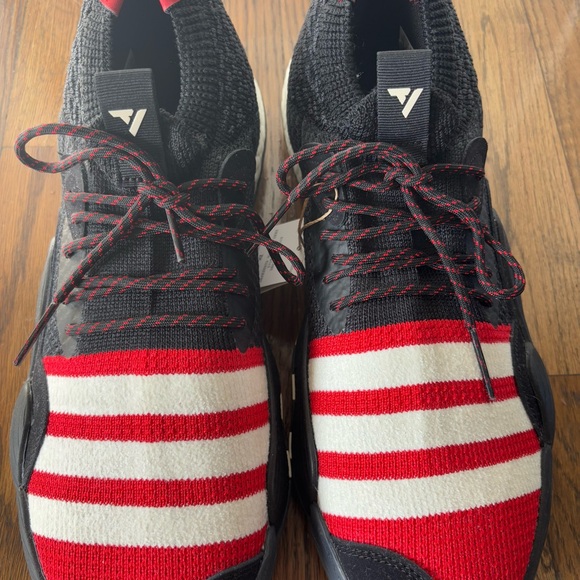 Adidas Trae Young 2 Basketball Size Men 12 / WMN 13 - Picture 3 of 10